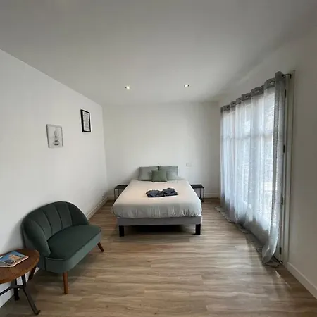 Le Studio Mejane 2, Hyper Centre Esaplion Apartamento *